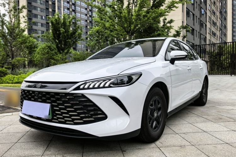 Used BYD Qin PLUS 2025 DM-i Smart Drive 55KM Leading Model