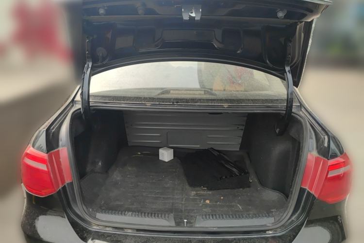 Used Volkswagen Jetta 2015 Value Edition 1.6L Manual Fashionable Style