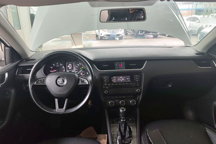 Used Skoda Octavia 2017 TSI280 DSG Smart Drive Edition
