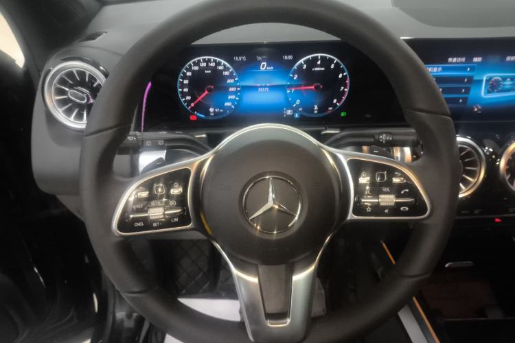 Used Mercedes-Benz GLB 2022 GLB 220 Dynamic Edition Steering Wheel