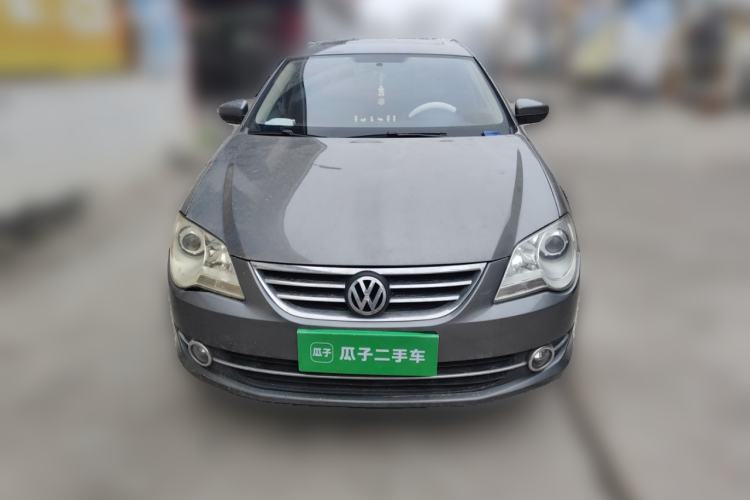 Used Volkswagen Bora 2012 1.6L Automatic Comfort Edition Front