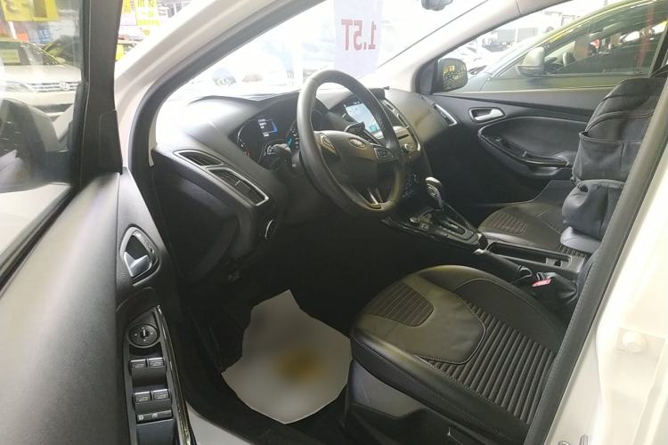 Used Ford Focus 2017 Sedan EcoBoost 180 Automatic Elite Model
