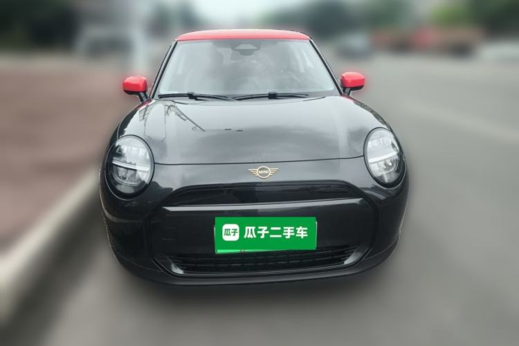Used MINI Electric COOPER 2025 456km COOPER E Classic Style
