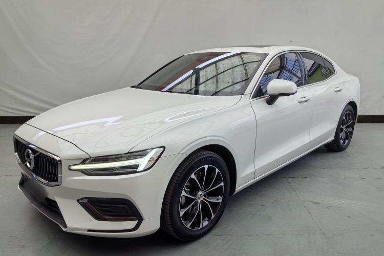 Used Volvo S60 2022 B4 Zhiyi Luxury Edition