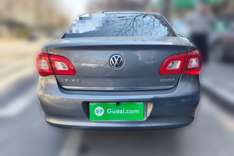 Used Volkswagen Bora 2012 1.6L Manual Fashion Edition
