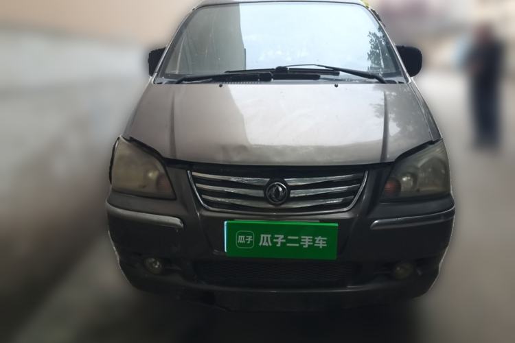 Used FORTHING Lingzhi 2013 M3 1.6L 7-seat Standard Model

