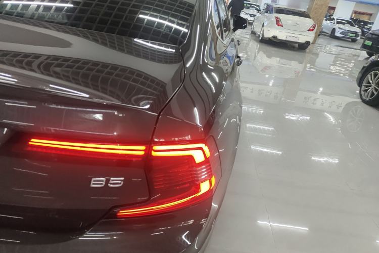 Used Volvo S90 2024 B5 Zhiyi Luxury Edition
