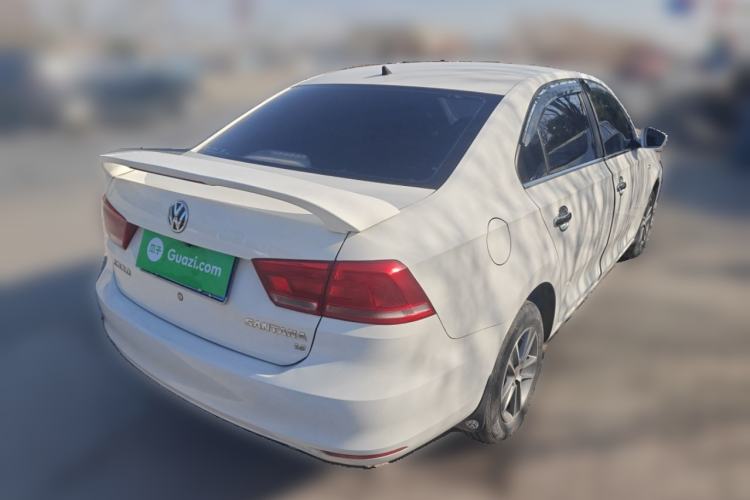 Used Volkswagen Santana 2015 1.6L Manual Fashion Edition