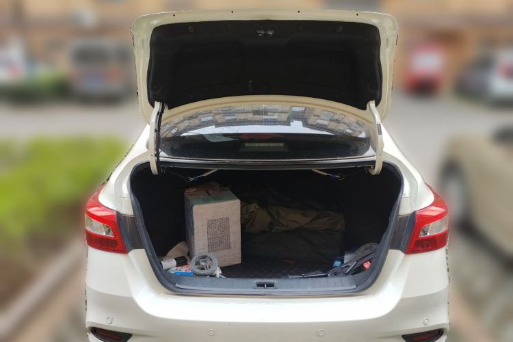 Used Nissan Sylphy 2022 Classic 1.6XE CVT Comfort Edition Trunk