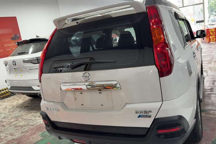 Used Dongfeng Fengdu MX6 2015 2.0L CVT Two-Wheel Drive Excellence Edition
