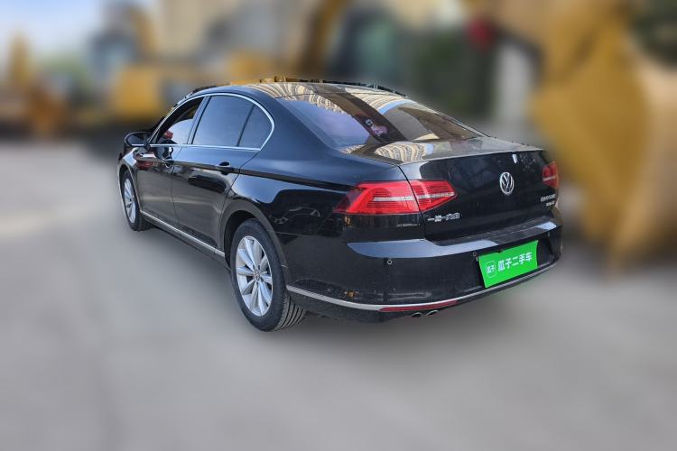 Used Volkswagen Magotan 2018 330TSI DSG Advanced Model Rear Left 45 Deg