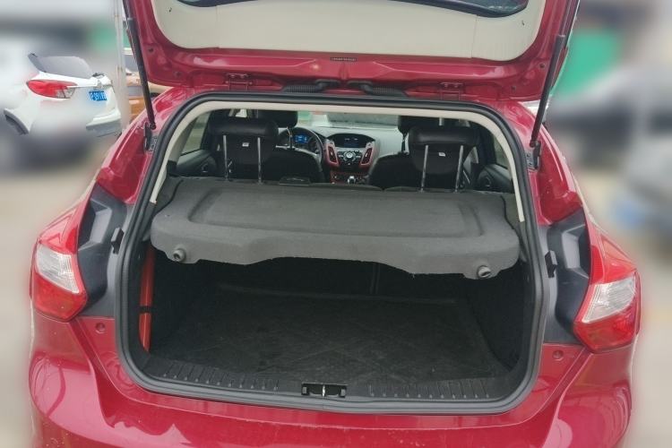 Used Ford Focus 2012 Hatchback 2.0L Automatic Luxury Sport Model