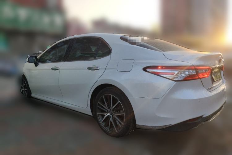 Used Toyota Camry 2021 2.5G Luxury Edition
