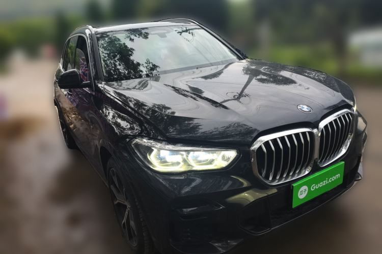 Used BMW X5 2021 Restyled xDrive40i Luxury Version M Sport Package Front Right 45 Deg