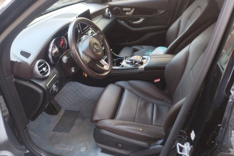 Used Mercedes-Benz GLC 2018 GLC 260 4MATIC Dynamic Edition
