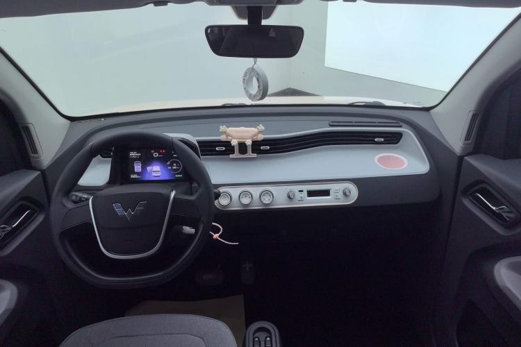 Used Wuling Hongguang MINIEV 2022 Macaron Fashion Model Lithium Iron Phosphate