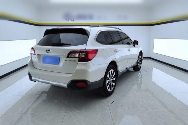 Used Subaru Outback 2017 2.5i Sport Navigation Edition with EyeSight
