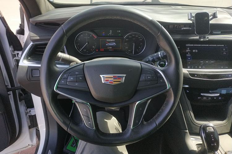 Used Cadillac XT5 2022 2.0T Two-Wheel Drive Luxury Version
