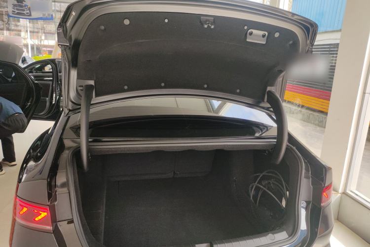 Used BYD Qin PLUS 2024 HONOR Edition DM-i 55KM Leading Model Trunk