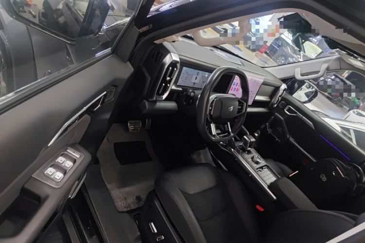 Used JETOUR Traveler 2023 2.0T All-Wheel-Drive CrossPRO Driver Seat