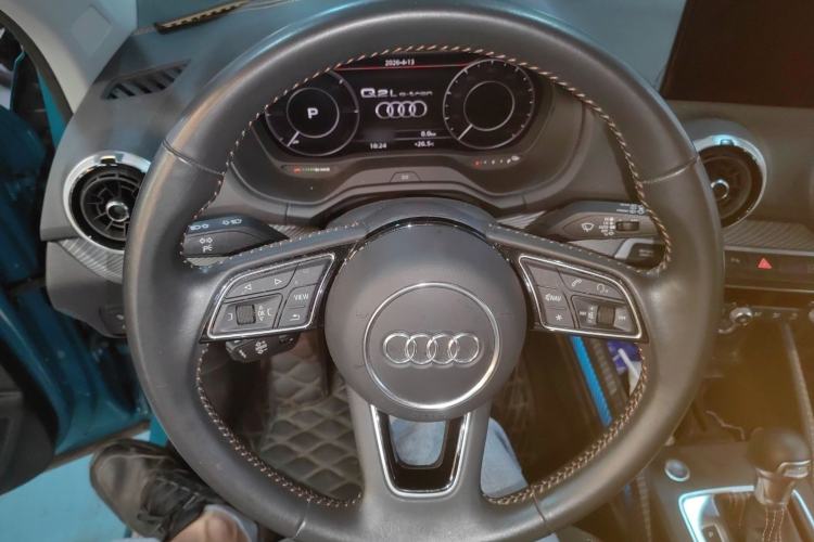 Used Audi Q2L e-tron 2022 Q2L e-tron Pure Electric Smart Enjoyment Model Steering Wheel