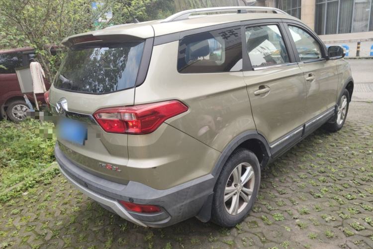 Used HYOSOW S3 2016 S3L 1.5L Manual Prestige Edition Rear Right 45 Deg