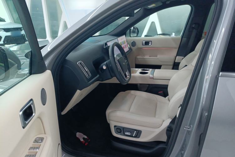 Used Li Auto L9 2022 Max model
