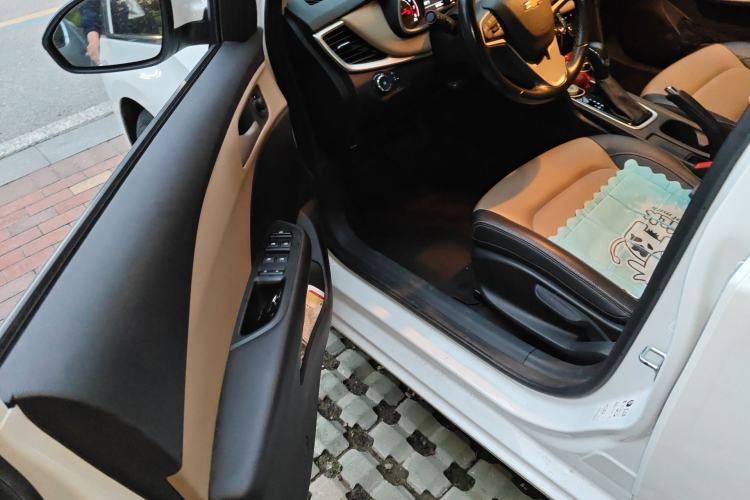 Used Chevrolet Monza 2020 320 Automatic Enjoyment Edition Driver Seat