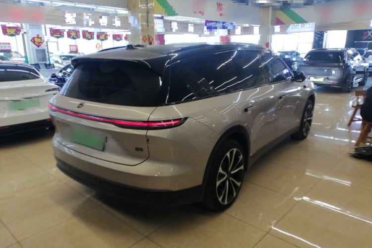 Used Nio ES8 2024 100kWh Signature Edition
