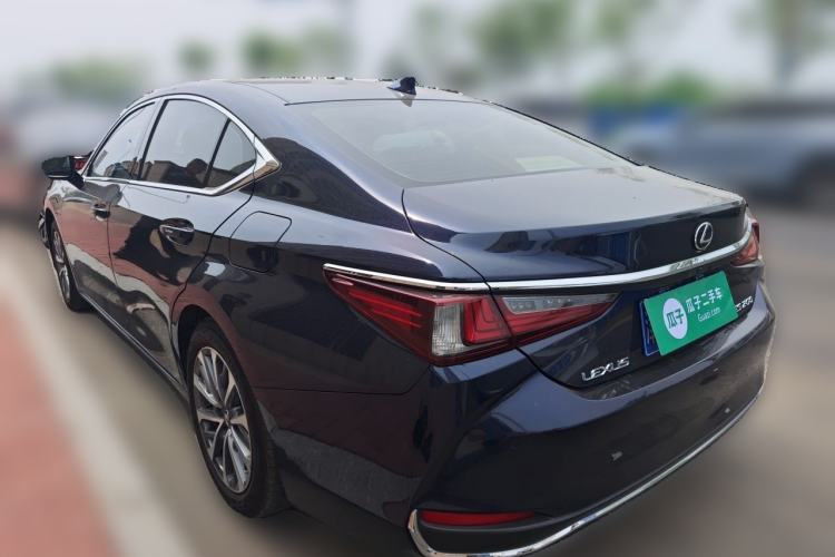 Used Lexus ES 2021 200 Excellence Edition