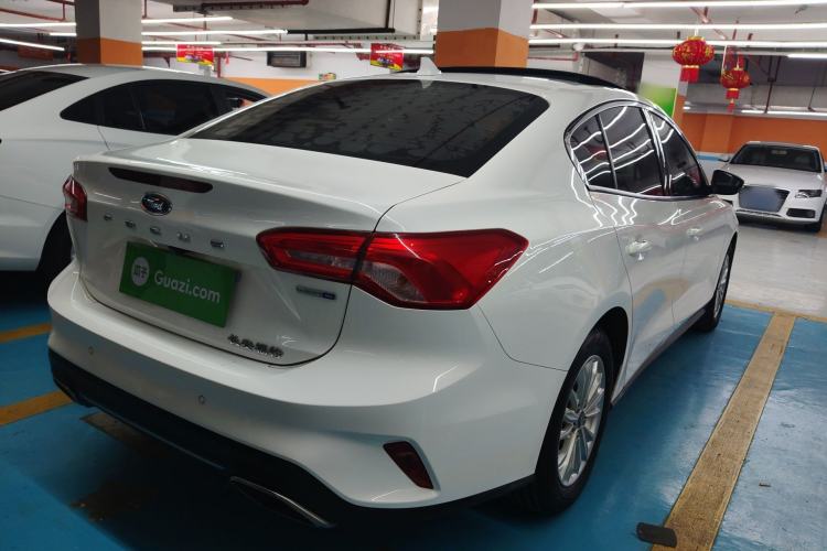 Used Ford Focus 2021 Sedan EcoBoost 180 Automatic Trendy Model
