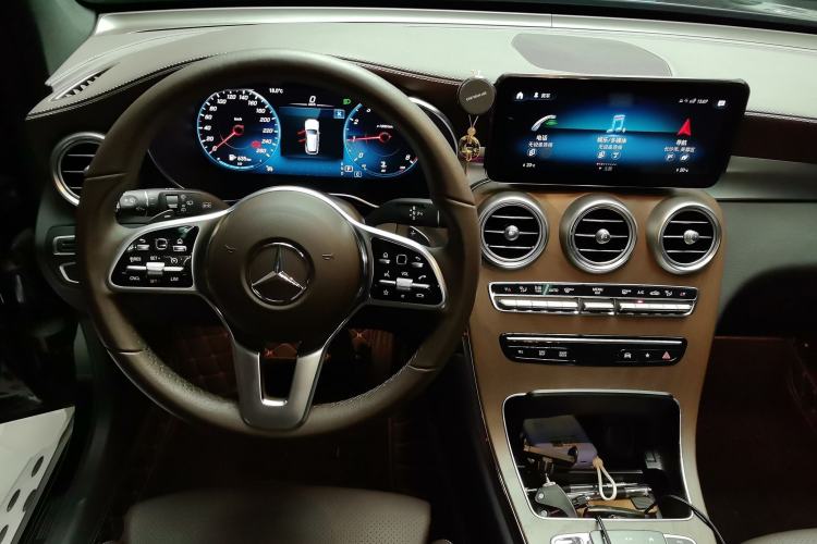 Used Mercedes-Benz GLC 2022 GLC 260 L 4MATIC Luxury Model