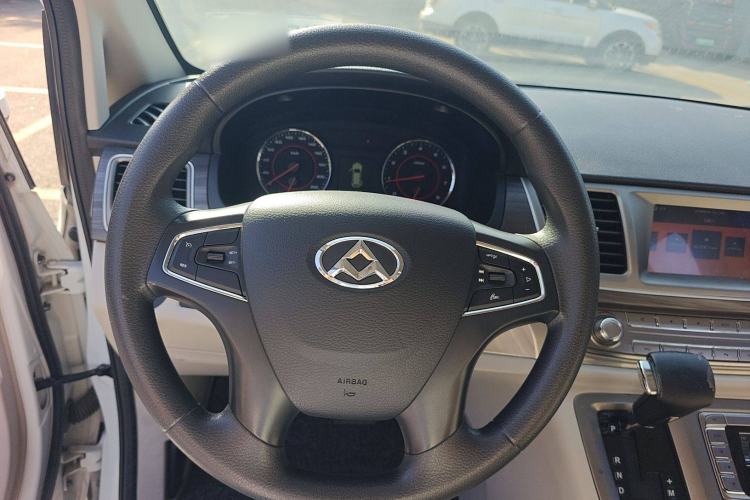 Used SAIC MAXUS G10 2018 PLUS 2.0T Automatic Smart Edition Steering Wheel