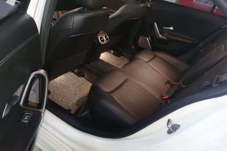 Used Mercedes-Benz A-Class 2022 Restyled A 200 L Sport Sedan Fashion Version Left Rear Seat