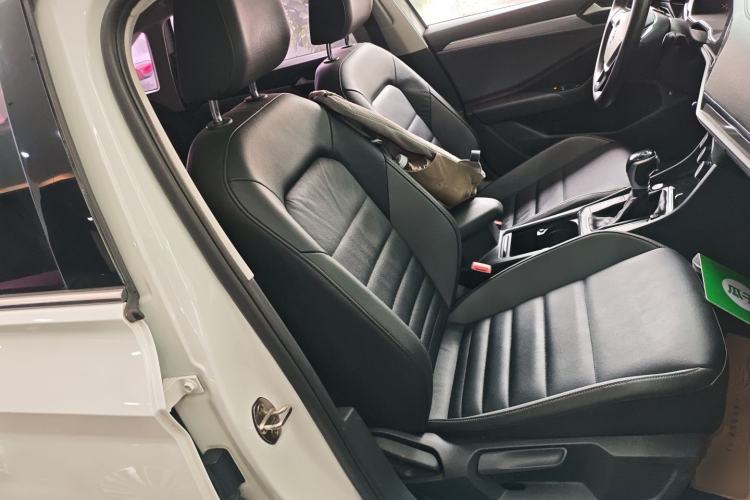 Used Volkswagen Sagitar 2021 280TSI DSG Comfort Connect Edition Right Front Seat