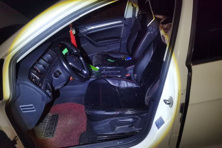 Used Volkswagen Golf 2014 1.6L Automatic Comfort Model Left Front Seat