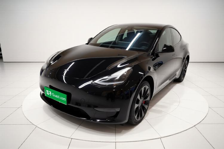 Used Tesla Model Y 2023 Long-Range All-Wheel-Drive Version