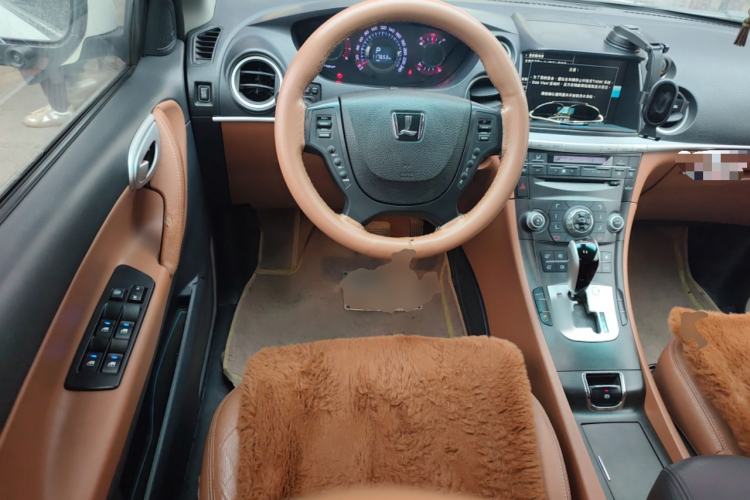 Used Luxgen Great 7 SUV 2013 Limited-Edition Sharp Model 2.2T Two-Wheel-Drive Smart Version