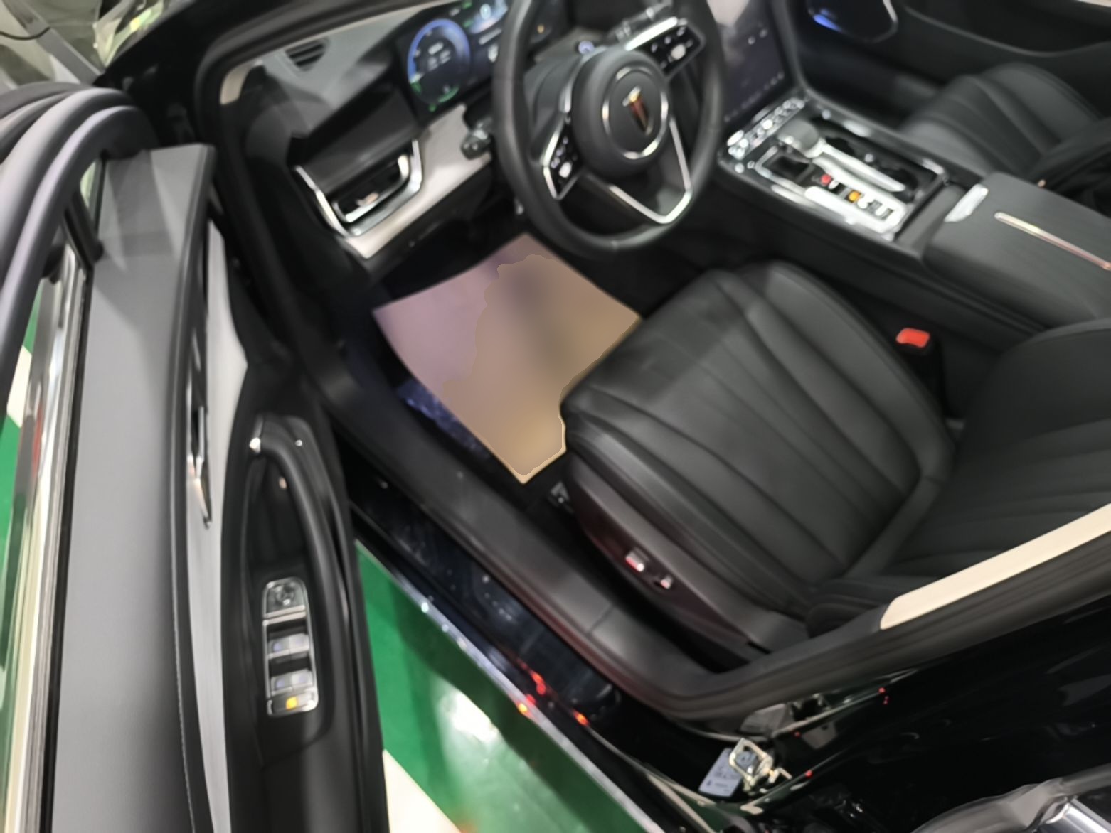 Hongqi H5 PHEV 2025 130 Super Hybrid Version — снимка 18