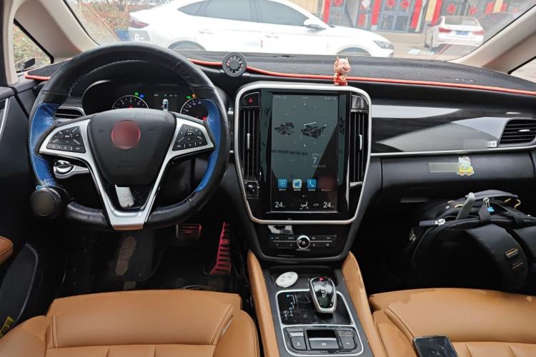 Used BYD Song MAX 2018 1.5T Automatic Smart Connect Elite Model with 6 Seats