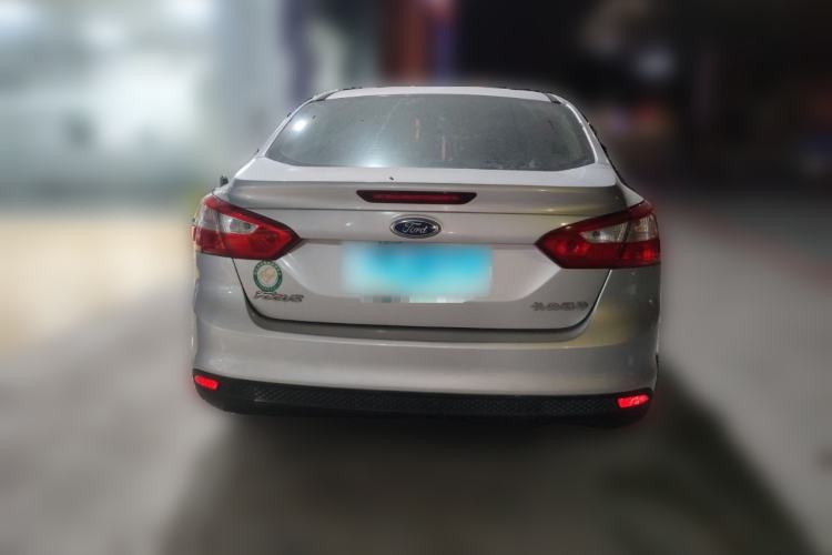 Used Ford Focus 2012 Sedan 1.6L Automatic Comfort Model
