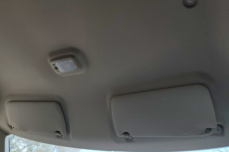 Used Foton Intelligent Blue Elf E7 2023 Pure Electric Van Flat Roof 2 Seats EVE Energy 41.86 kWh Headliner