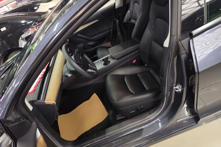 Used Tesla Model 3 2022 Rear-Wheel-Drive Version Left Front Seat