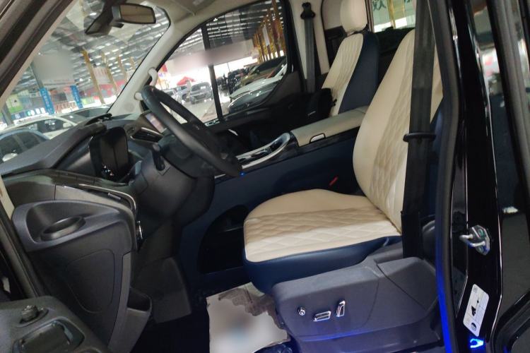 Used Ford Tourneo Custom 2020 2.0T Automatic Elite Edition China VI Standard