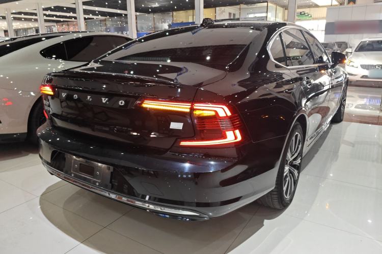 Used Volvo S90 New Energy 2021 T8 eDrive Hybrid Zhiyi Luxury Edition