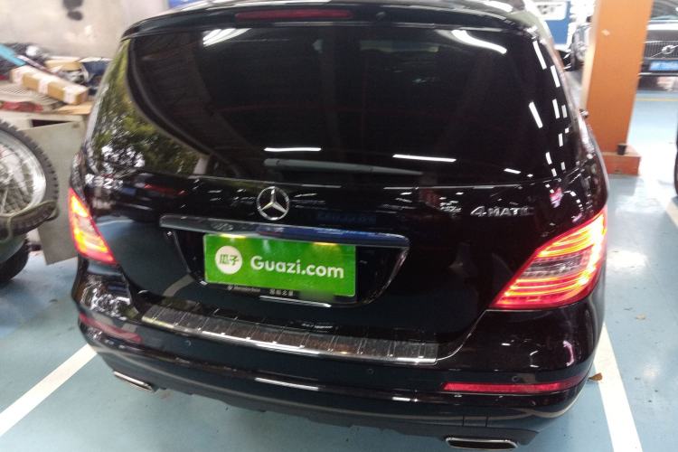 Used Mercedes-Benz R-Class 2017 R 320 4MATIC Business Edition Prestige Model