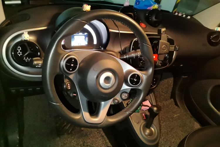 Used smart fortwo 2018 1.0L 52kW Hardtop Passion Edition China V Standard