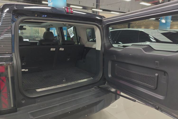 Used iCAR 03 2024 501km Two-Wheel Drive Long-Range Version Trunk