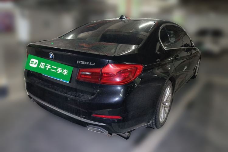 Used BMW 5 Series 2019 Facelifted 530Li Leading Edition Luxury Package
