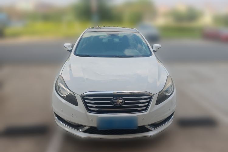 Used Bestune B70 2014 2.0L automatic luxury version
